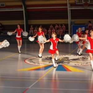 Zakończenie sezonu 2009/2010 - Zespół Taneczny SWPW Impresja - kliknij, aby powiększyć