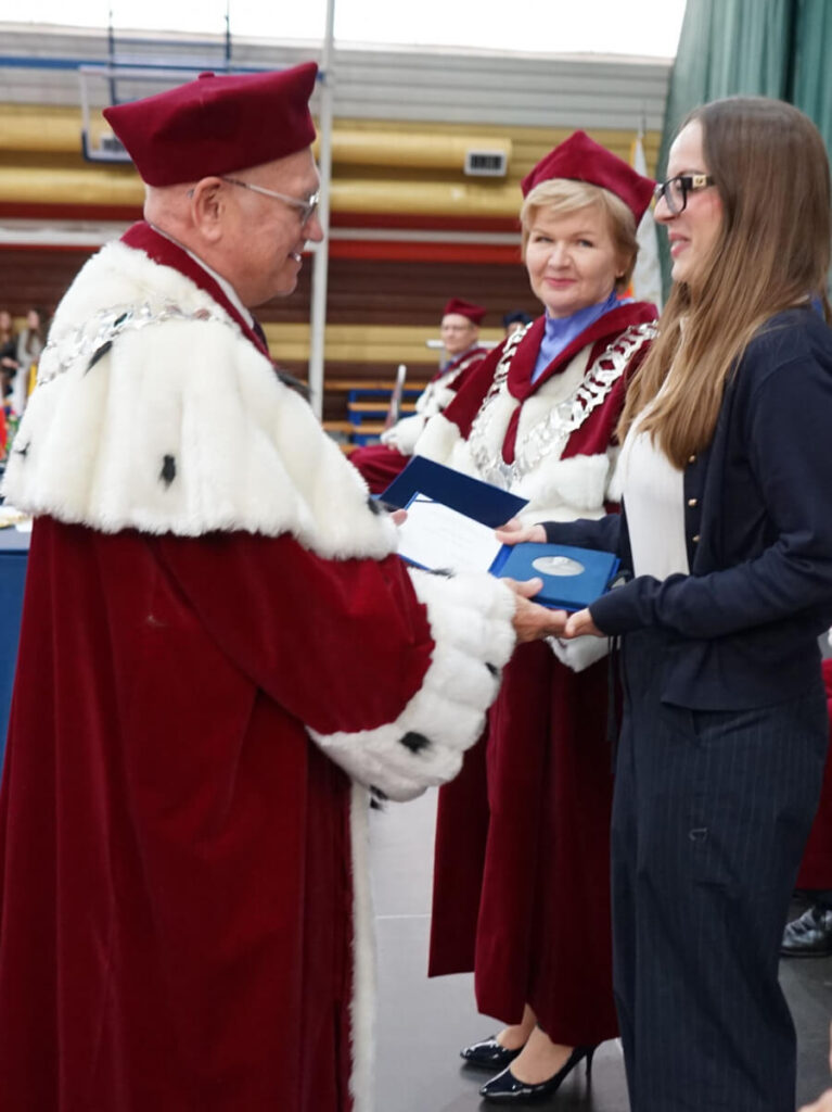 Wręczenie wyróżnień dla studentów