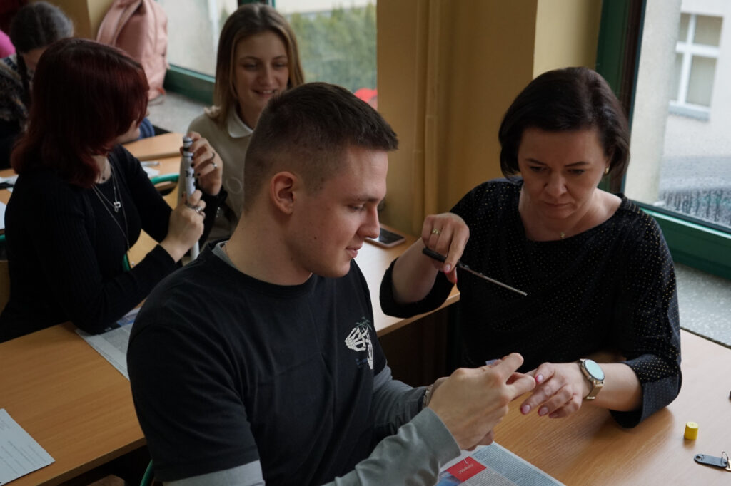 Uczniowie z Sierpca w trakcie zajęć