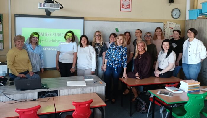 Osoby biorące udział w szkoleniu dla nauczycieli