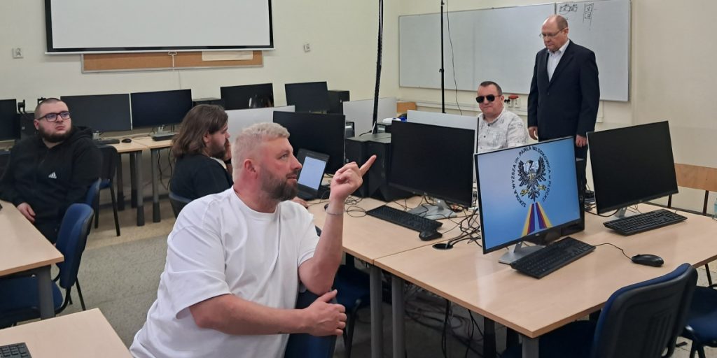 Zajęcia w pracowni komputerowej